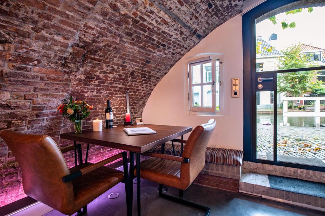 Uki-Hotel Утрехт Экстерьер фото